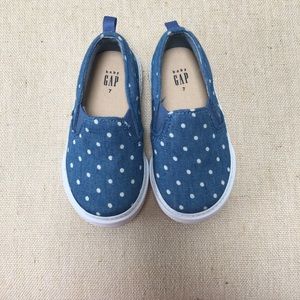 Toddler girl slip on shoes
